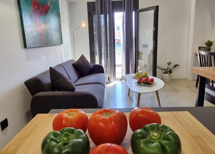 10 Boutique Apartment *